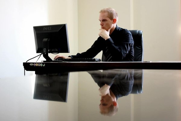 Opportunité d'un business de services aux entreprises: conseils, exemples et régimes fiscaux applicables