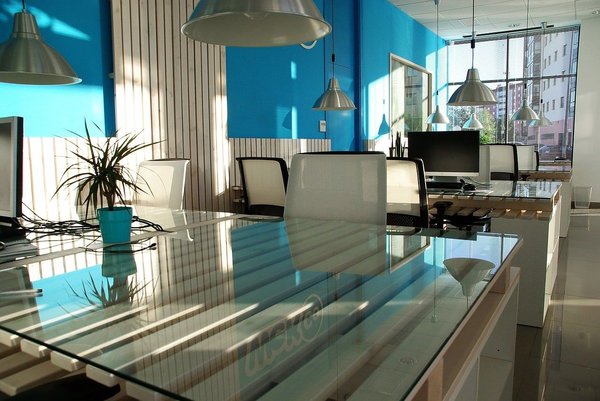 4 bonnes raisons de se faire accompagner par un professionnel en aménagement intérieur à Bordeaux