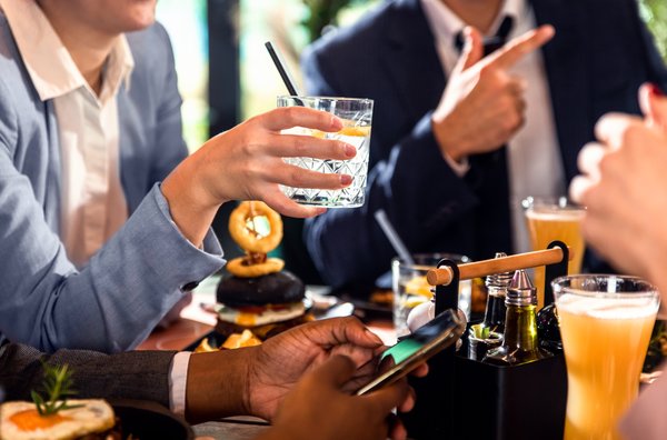 Chèques restaurant entreprise : avantages et nouveautés à découvrir